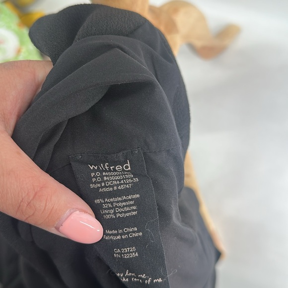 Aritzia Wilfred blazer Black Crepe Blazer single clasp business casual sz xs - Picture 8 of 9